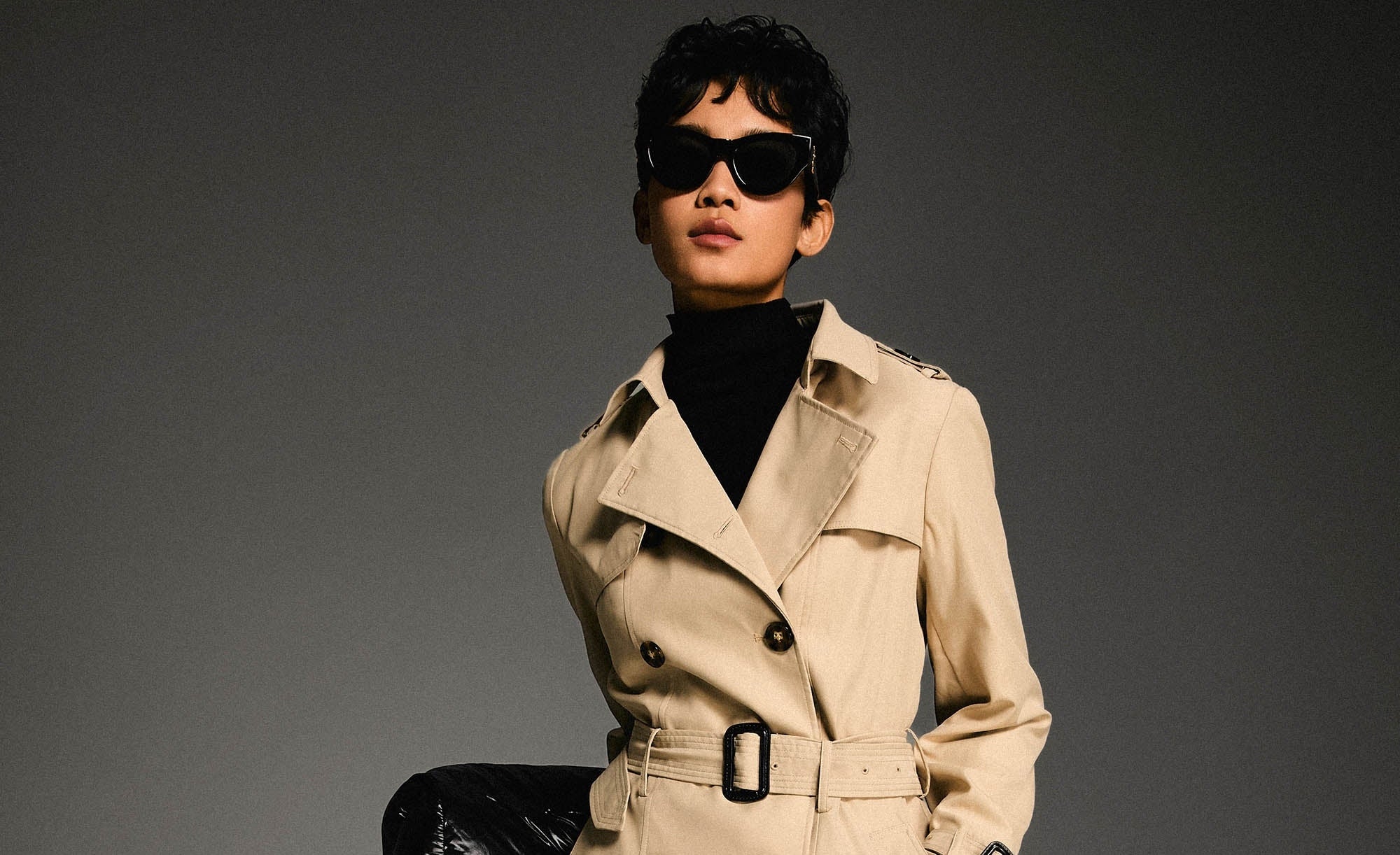 De bureau à dîner : la polyvalence du trench-coat Orolay