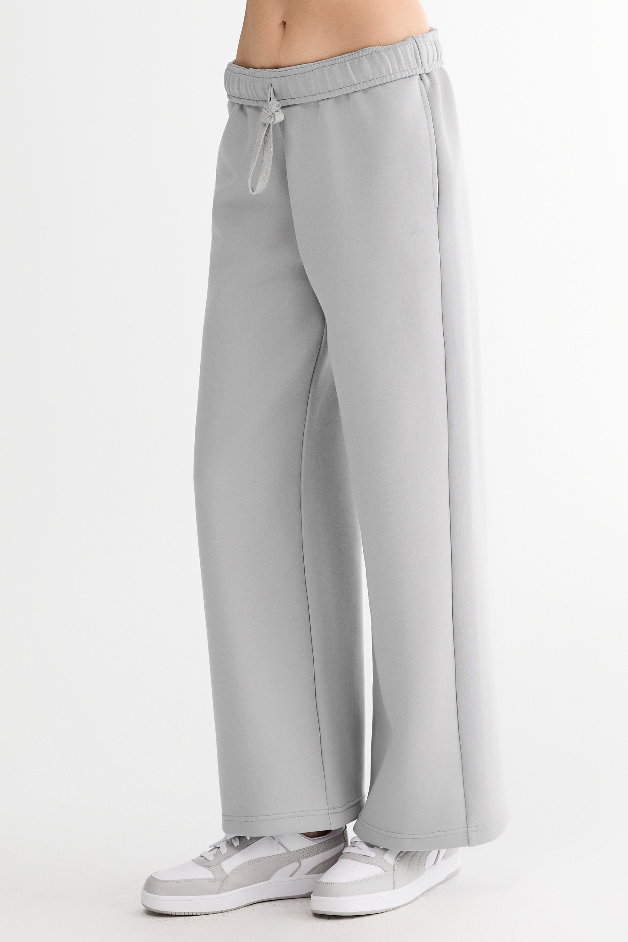 OROLAY Air Layer Wide-Leg Sweatpants #color_gray