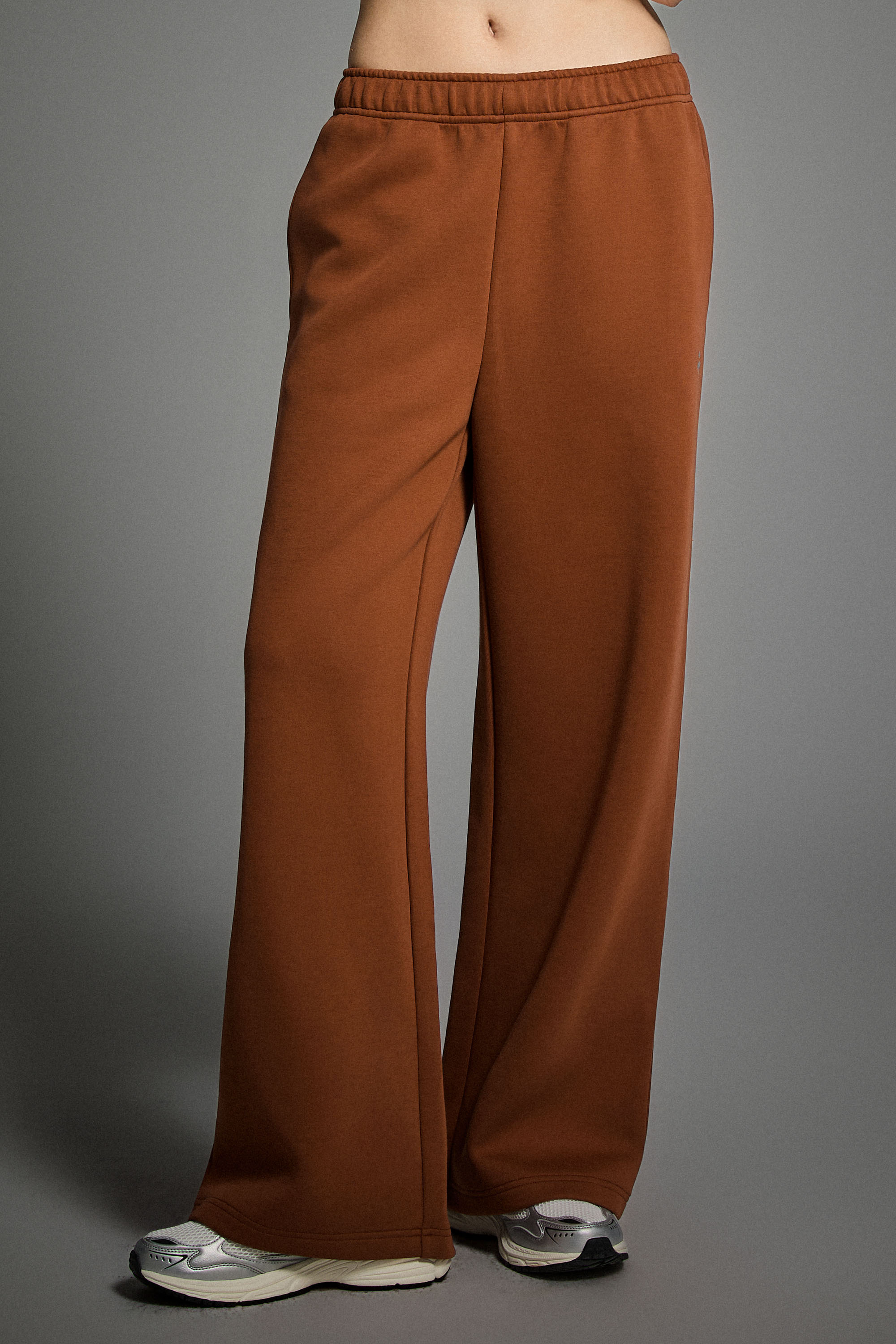 OROLAY Air Layer Wide-Leg Sweatpants #color_orange