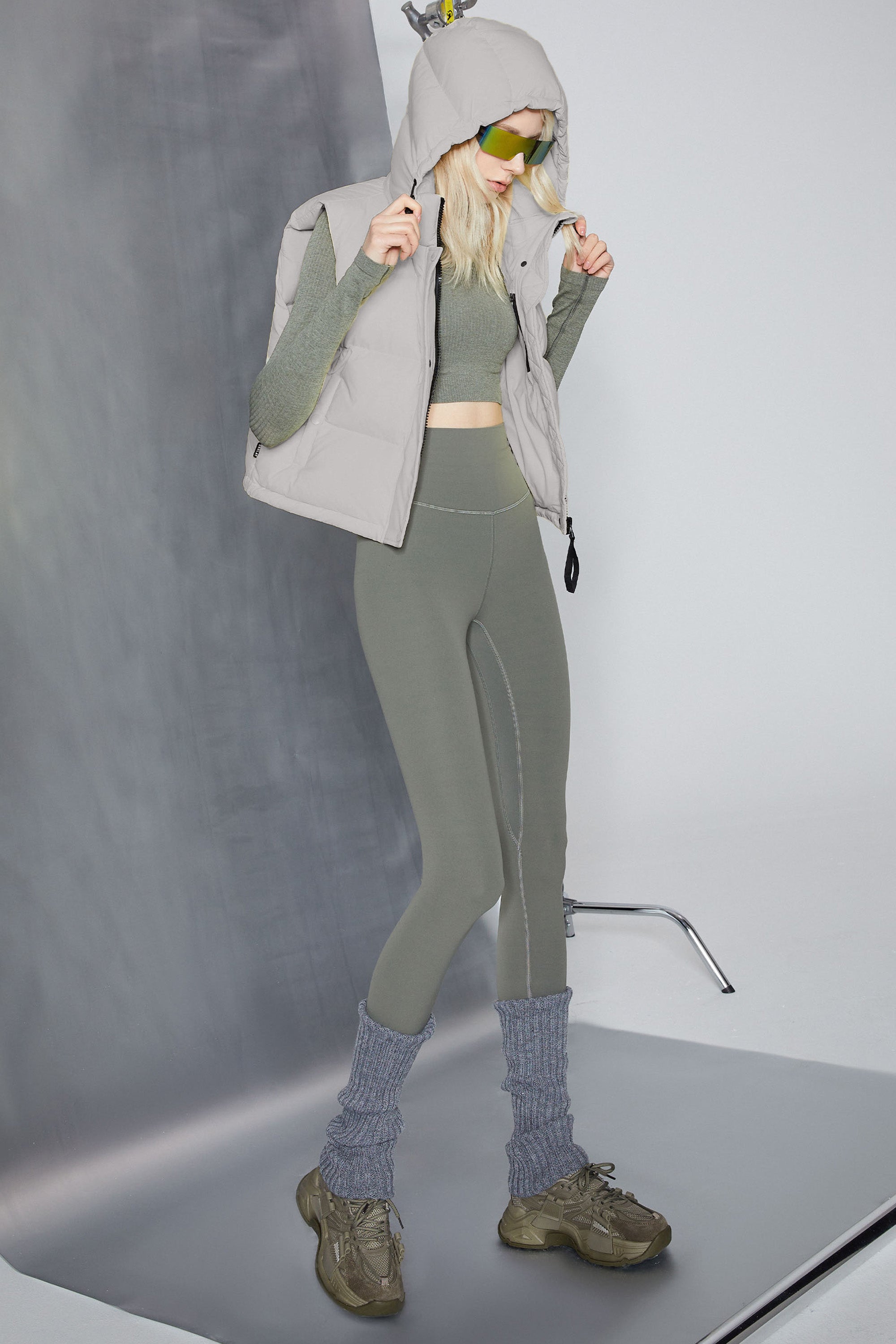 Orolay-Aurora Hooded Puffer Vest-#color_gray