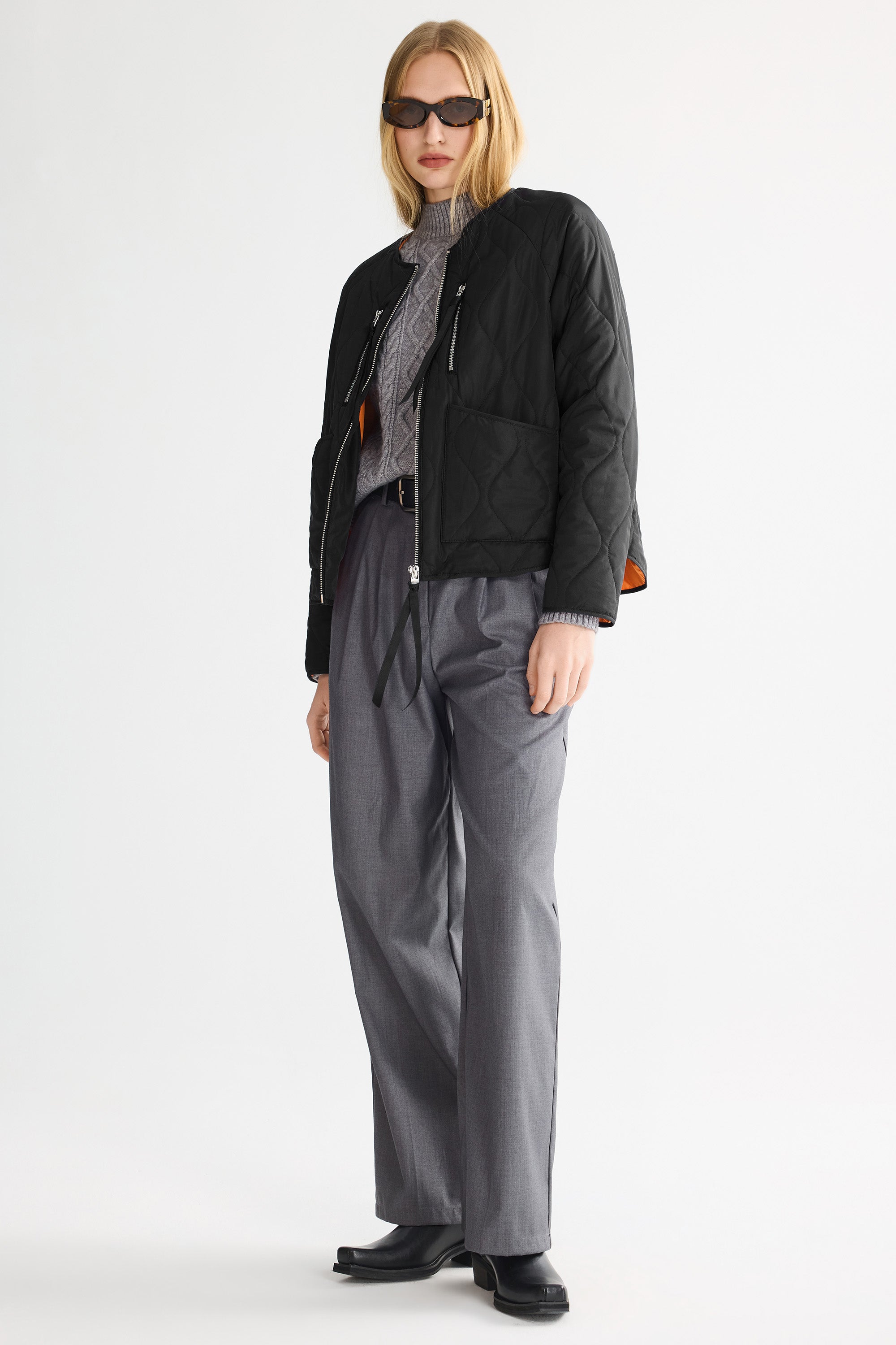 OROLAY 092 Universe® Lightweight Quilted Jacket #color_black