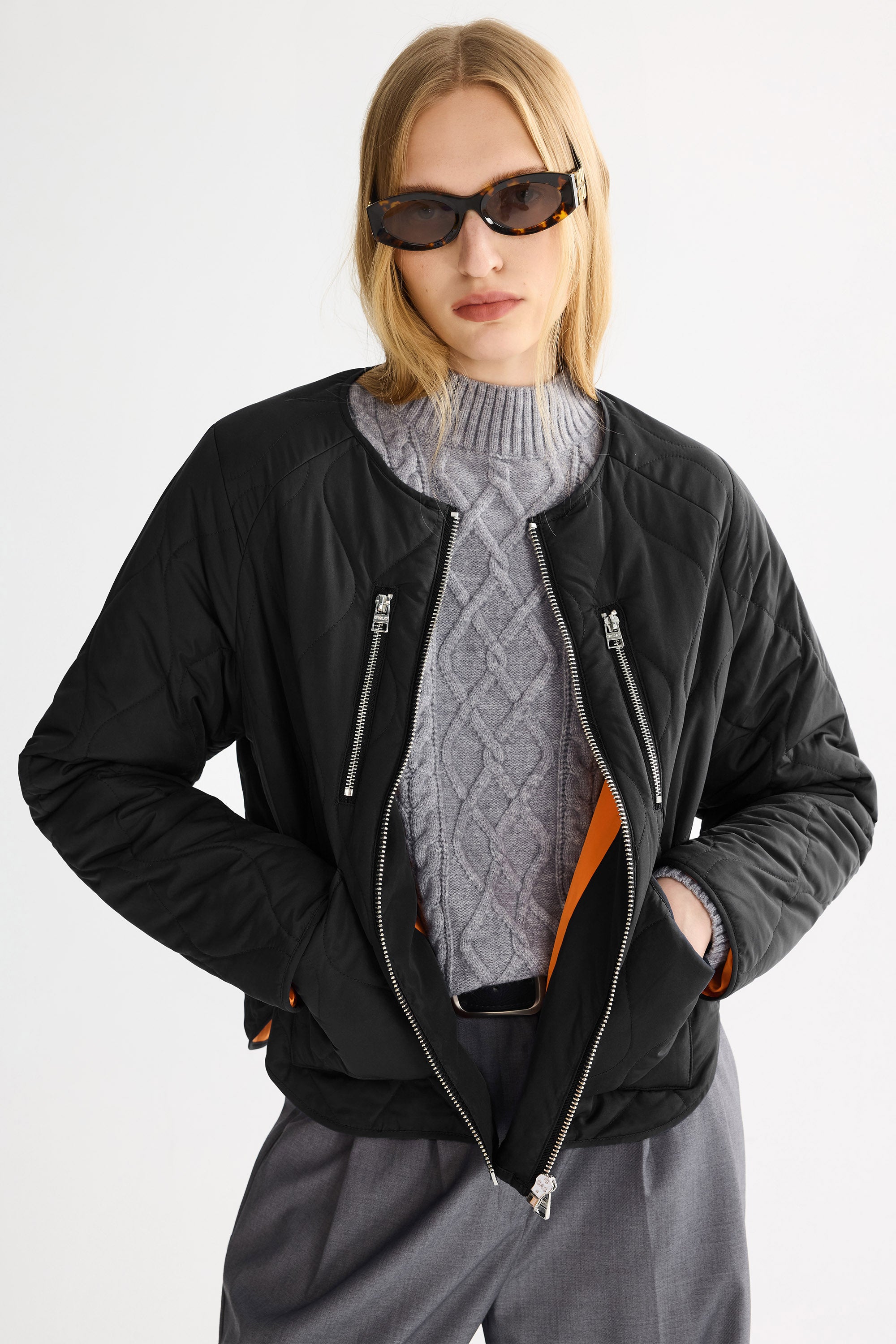 OROLAY 092 Universe® Lightweight Quilted Jacket #color_black