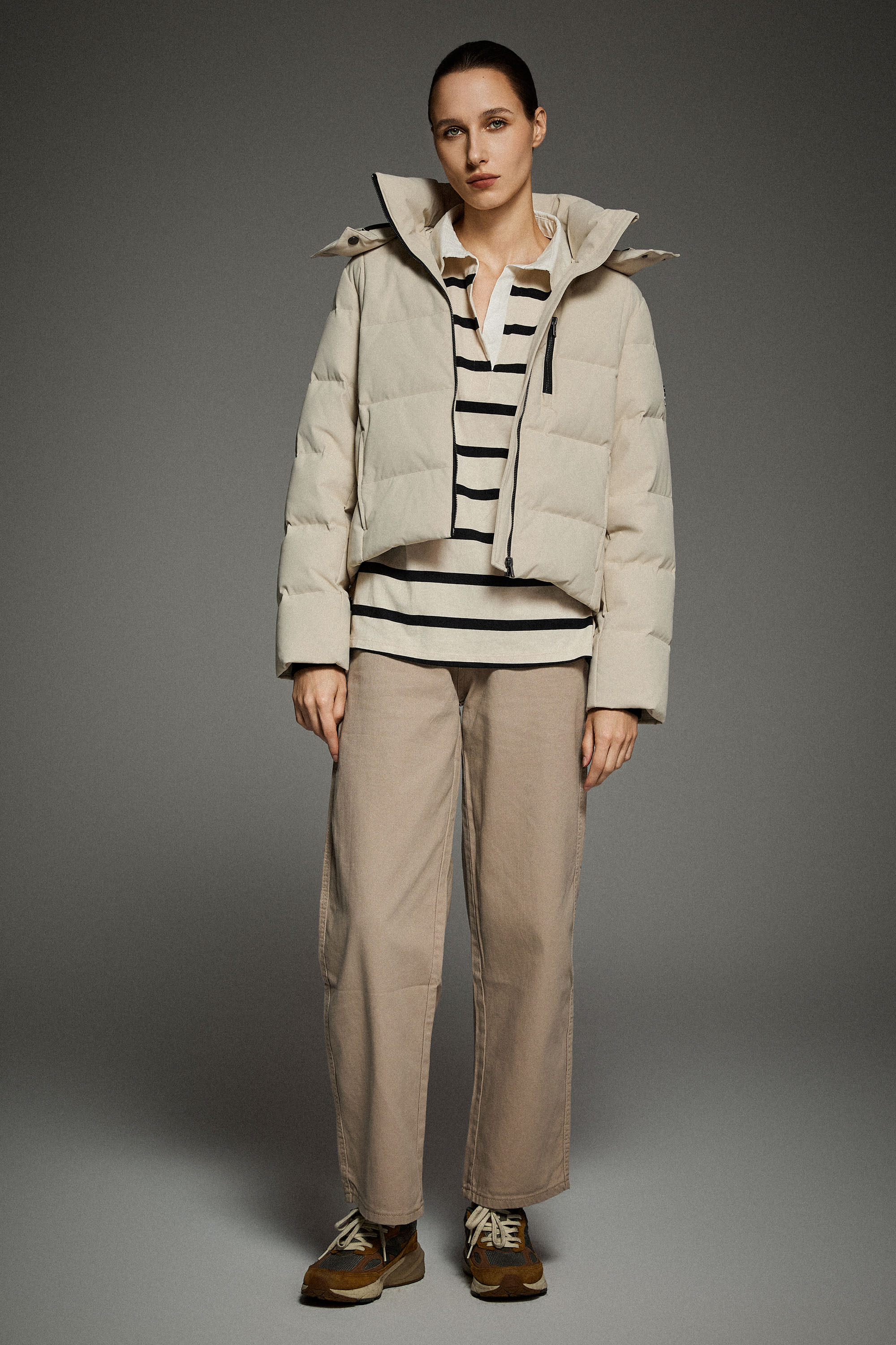 CityForm Short Detachable Hood Down Jacket orolay #color_beige