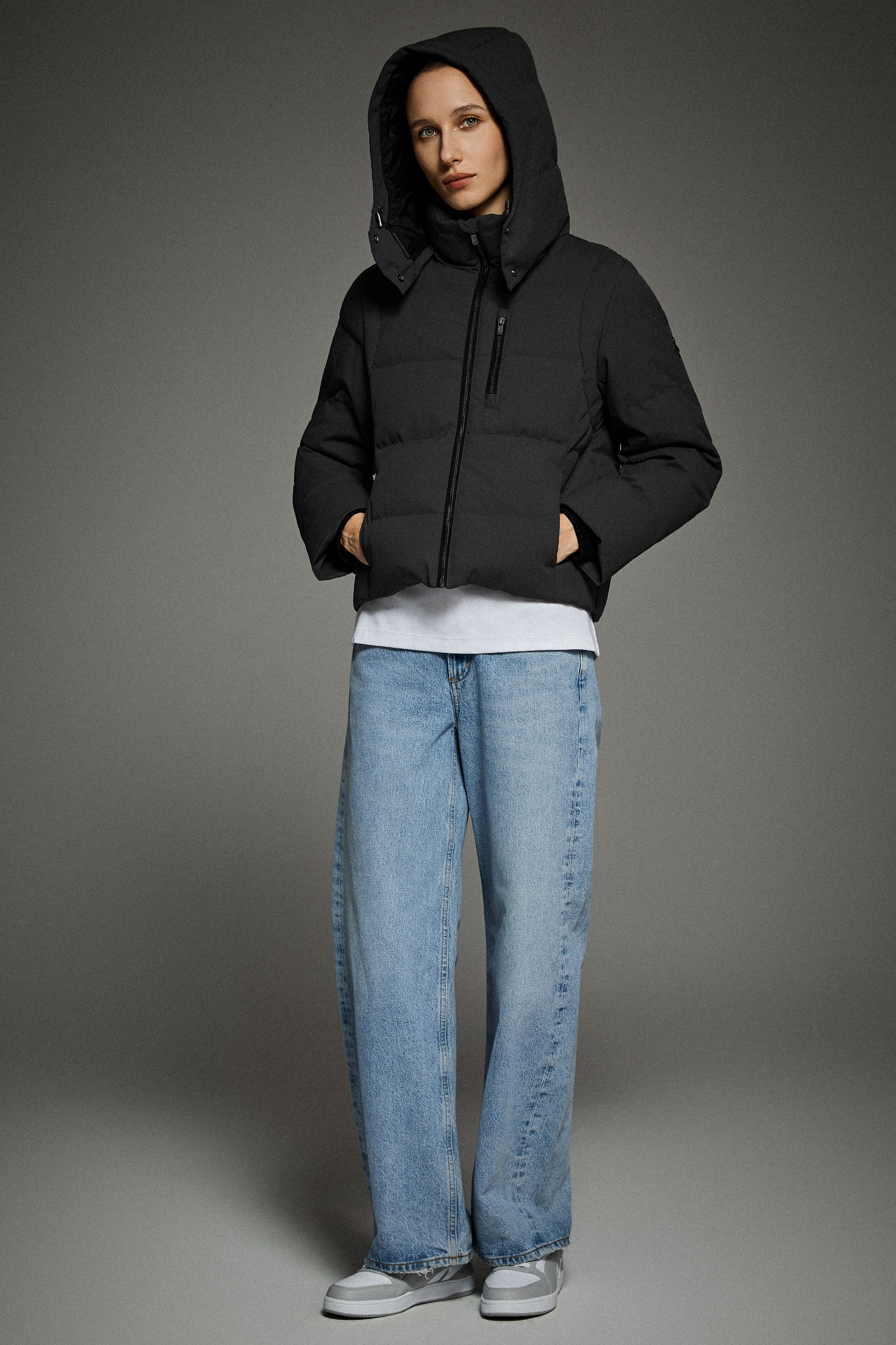 CityForm Short Detachable Hood Down Jacket orolay #color_black