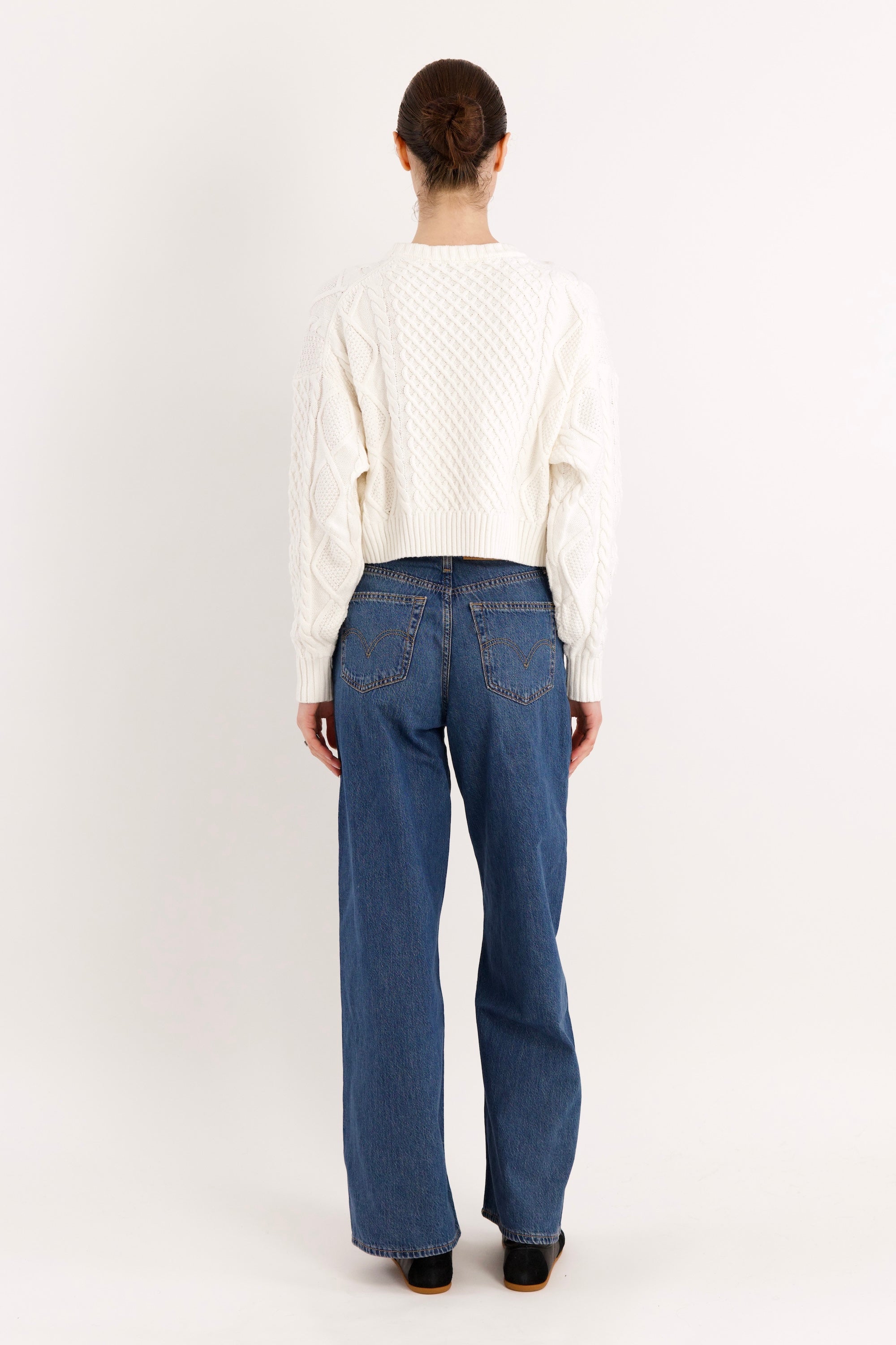 Cropped Knit Sweater #Color_white
