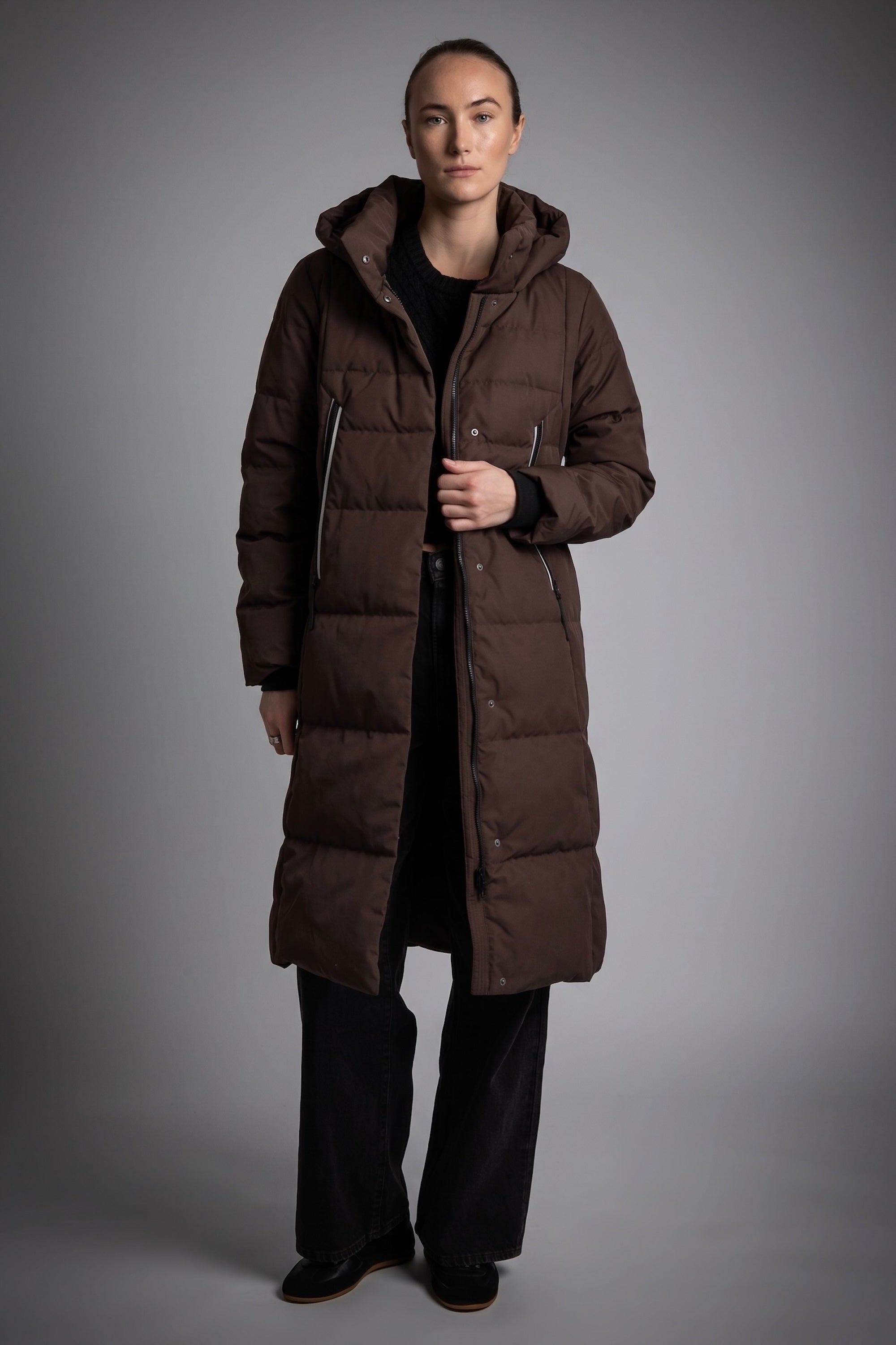 Orolay Women's Knee Length Thickened Down Jacket