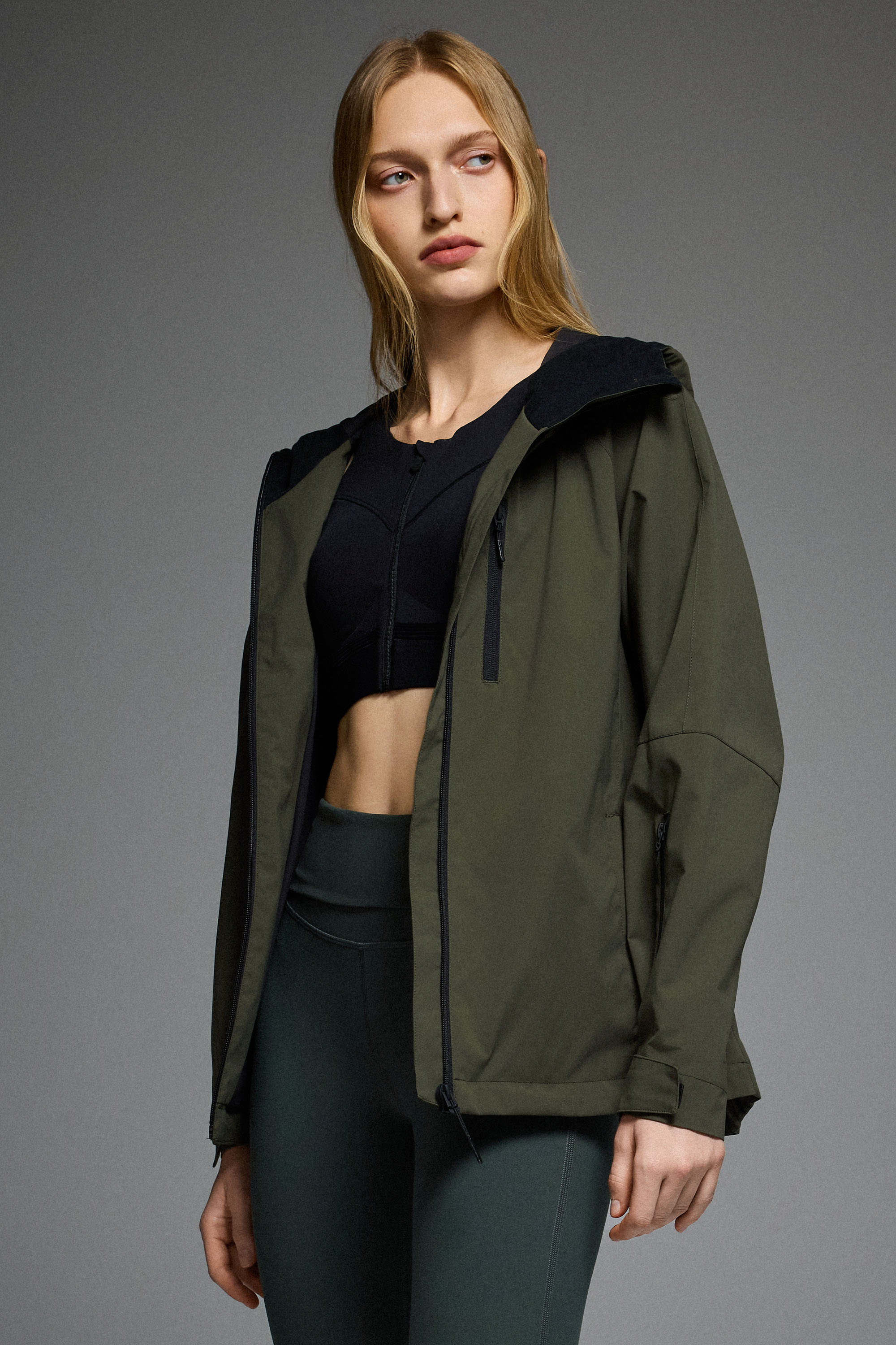 OROLAY Zip Up Rain Jacket Lightweight Hooded Windbreaker #color_olive