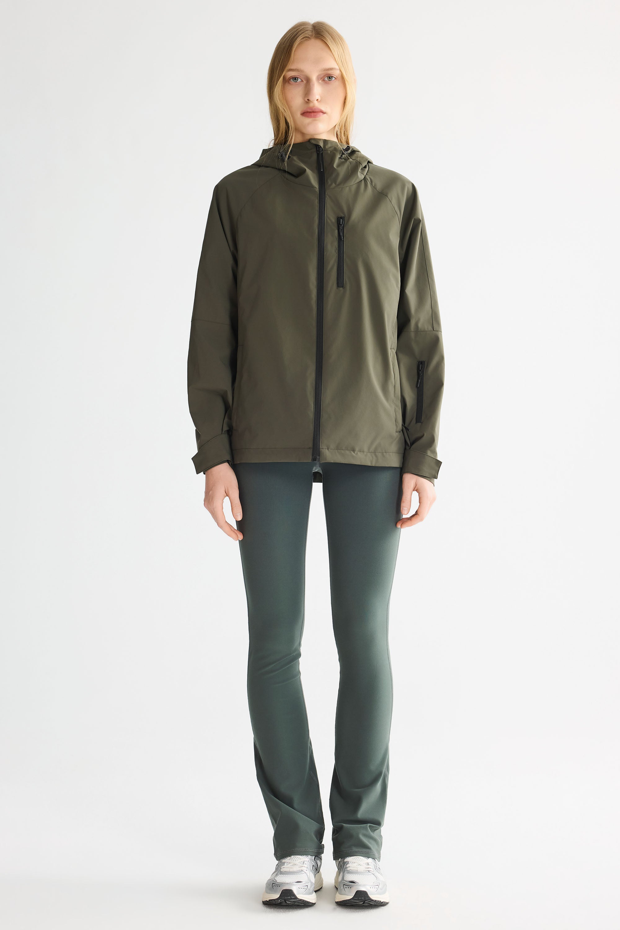 OROLAY Zip Up Rain Jacket Lightweight Hooded Windbreaker #color_olive
