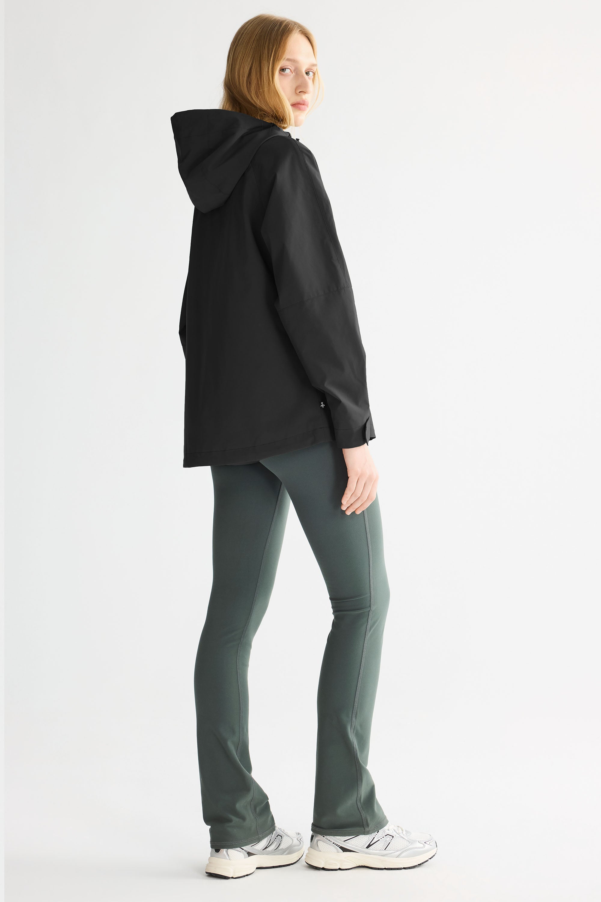 OROLAY Zip Up Rain Jacket Lightweight Hooded Windbreaker #color_black