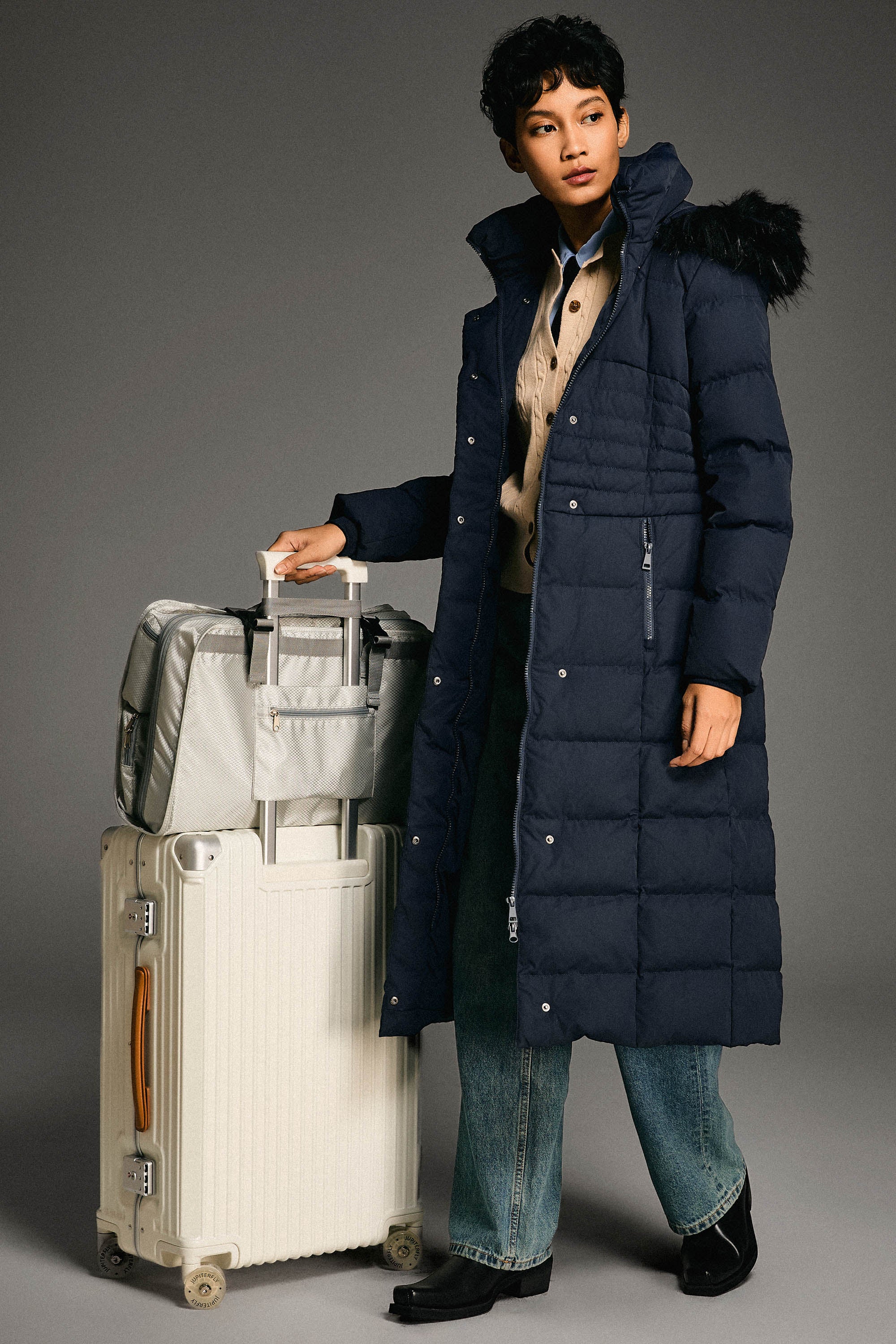 Orolay Women's Long Puffer Coat with Hood Fur