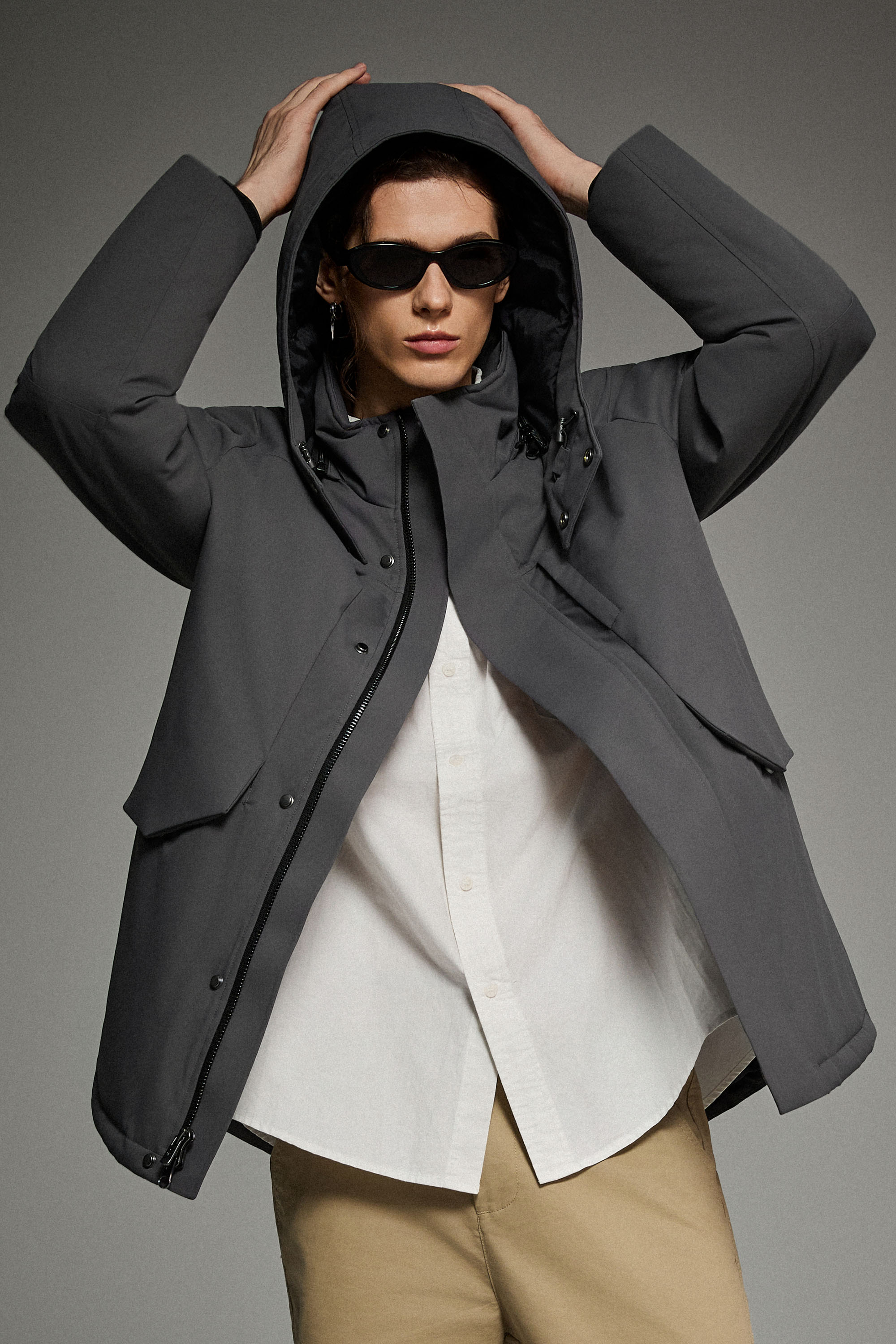 Mid-length Dual-Pocket Hooded Down Parka Jacket Orolay #color_gray