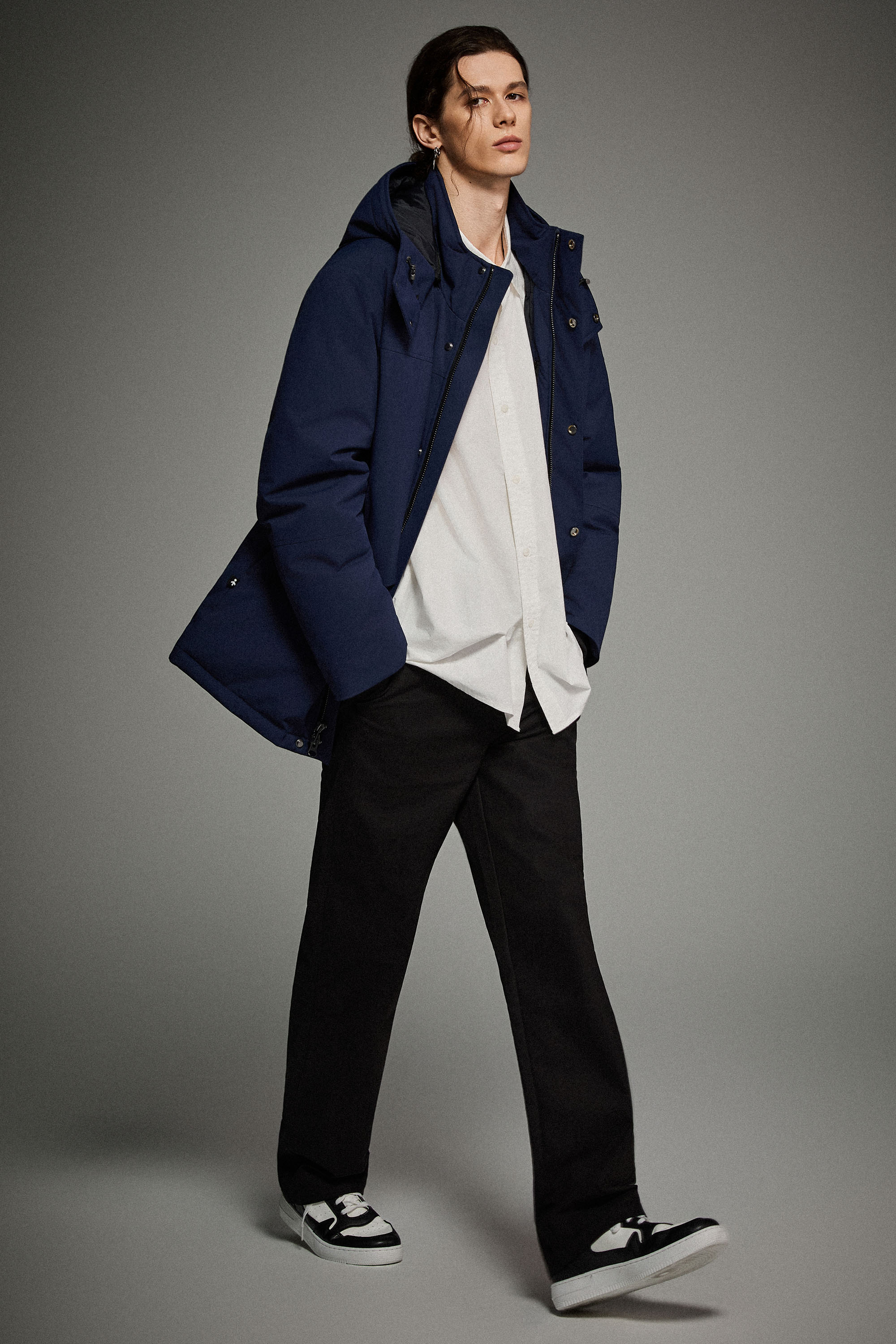 Mid-length Dual-Pocket Hooded Down Parka Jacket Orolay #color_navy