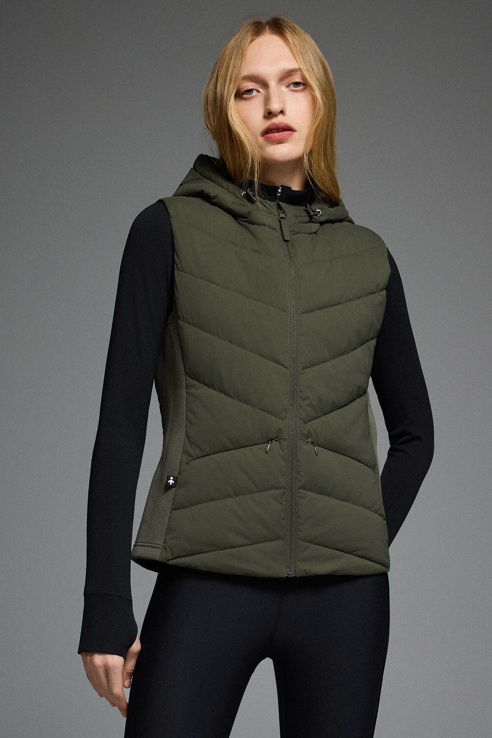 Orolay Quilted Vest with SLim-Fit Waist Design #color_Olive