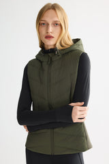 Orolay Quilted Vest with SLim-Fit Waist Design #color_Olive