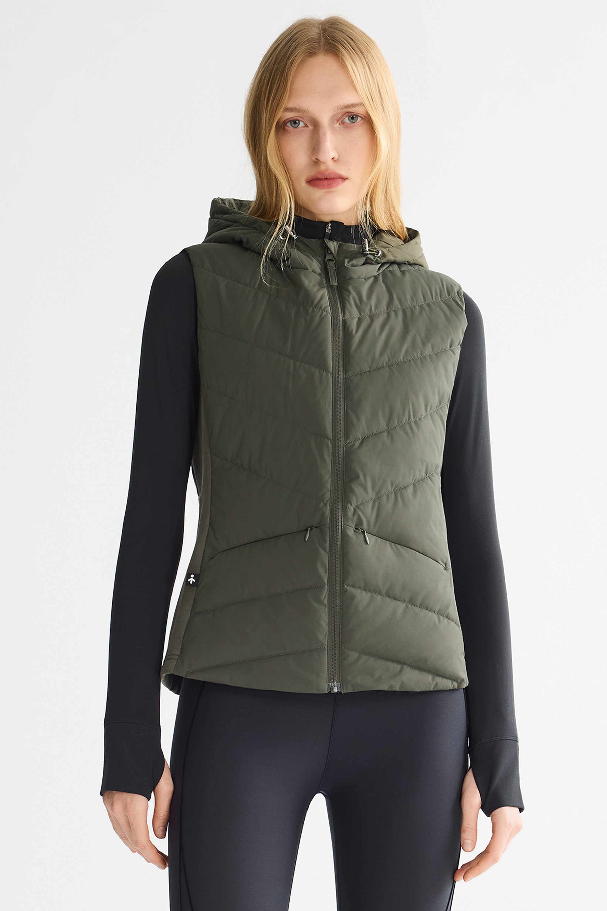 Orolay Quilted Vest with SLim-Fit Waist Design #color_Olive