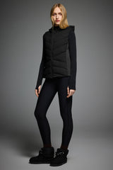 Orolay Quilted Vest with SLim-Fit Waist Design #color_black