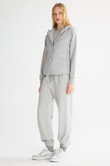 Orolay Quilted Vest with SLim-Fit Waist Design #color_gray