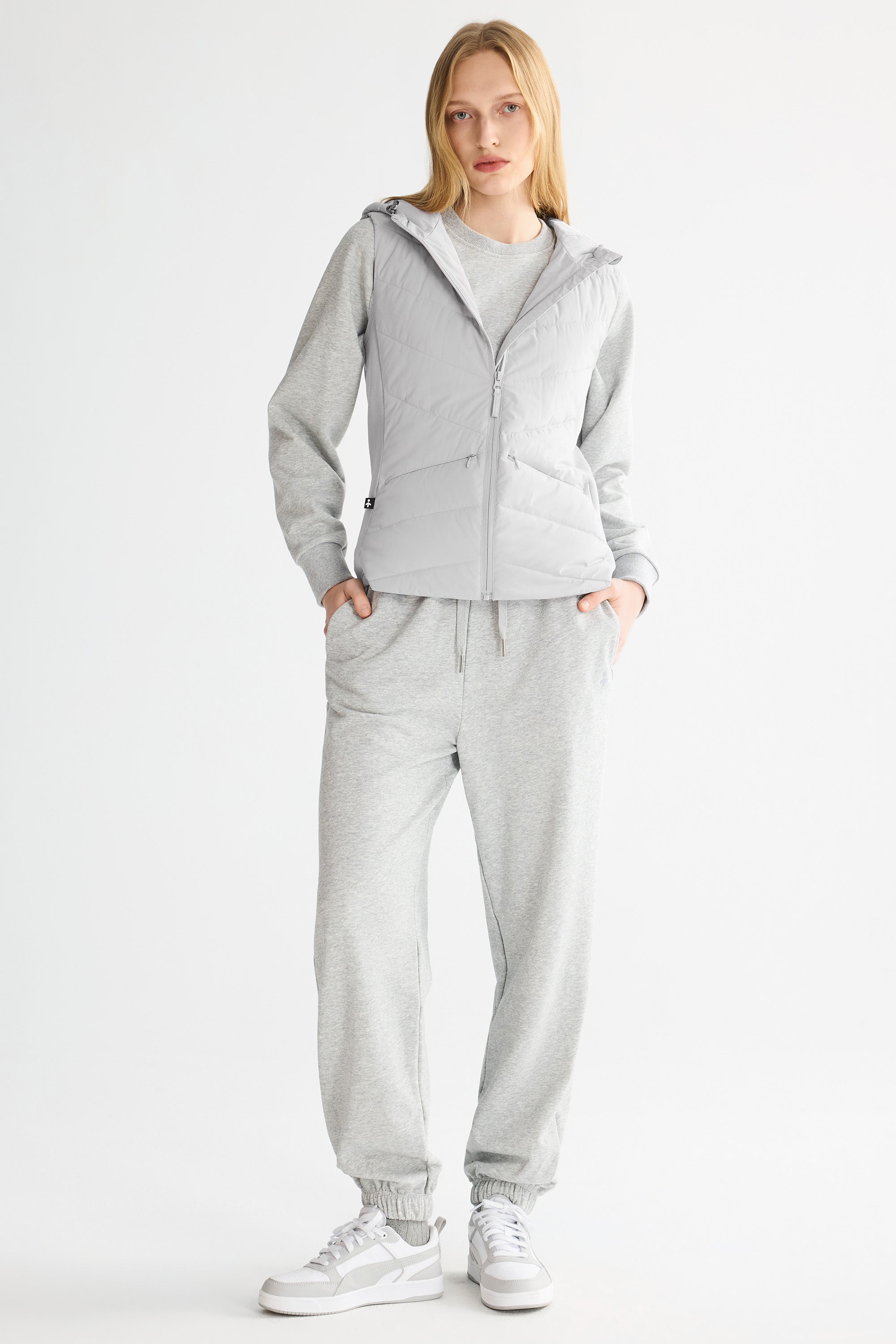 Orolay Quilted Vest with SLim-Fit Waist Design #color_gray