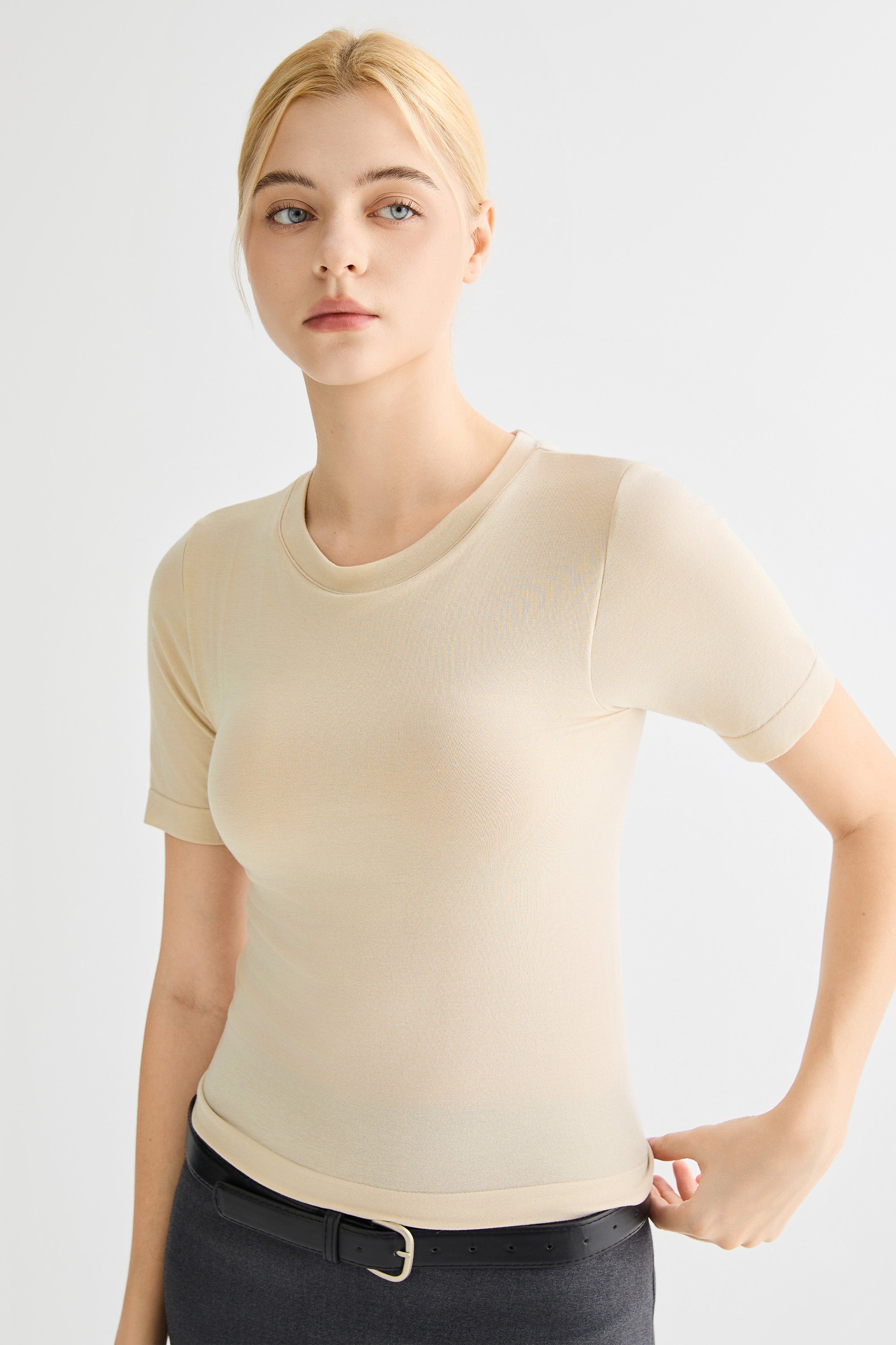 Short-Sleeve Padded Knit Crew T-Shirt OROLAY #color_beige