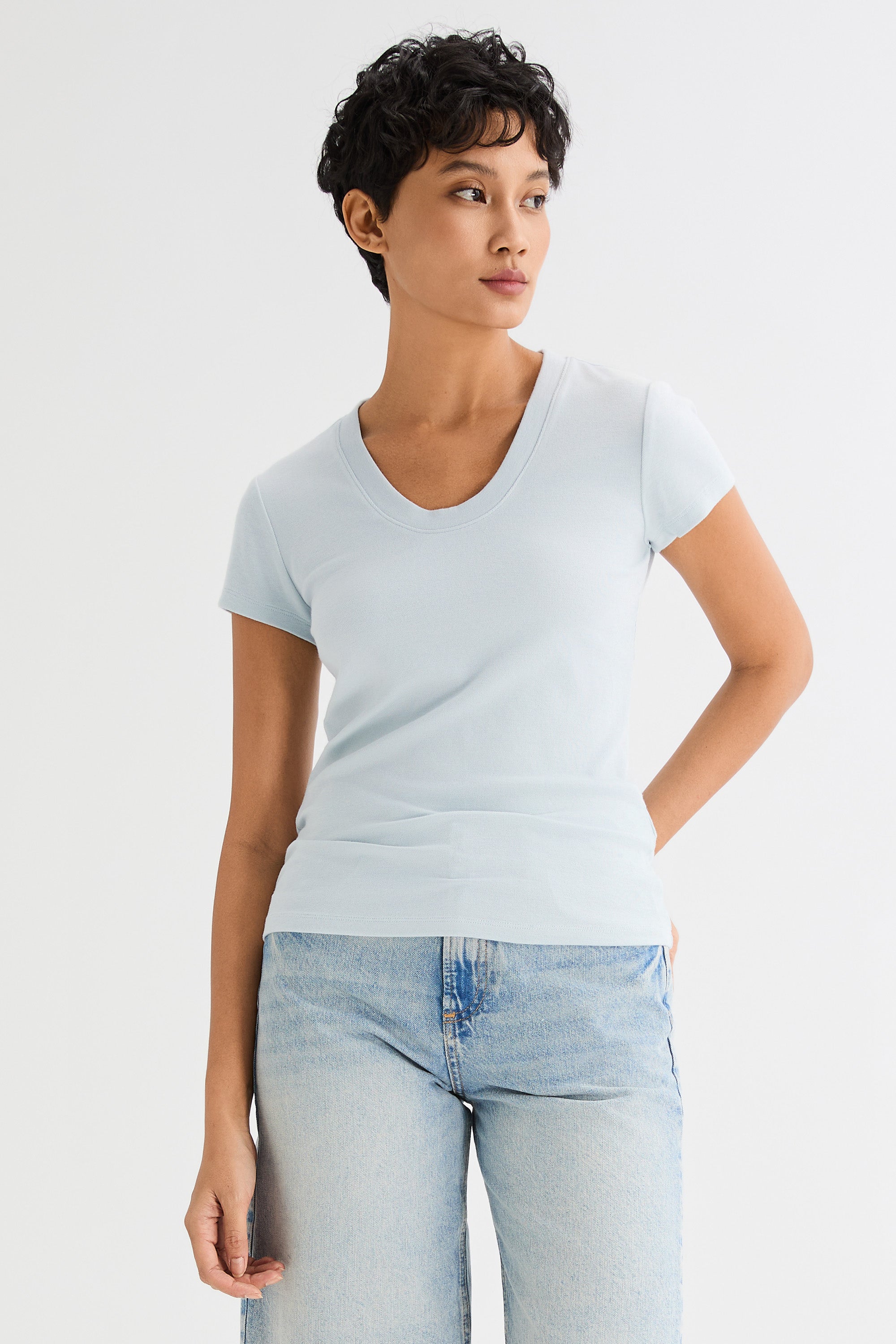 orolay Slim-Fit Crew Neck Stretch Knit T-Shirt #color_light blue