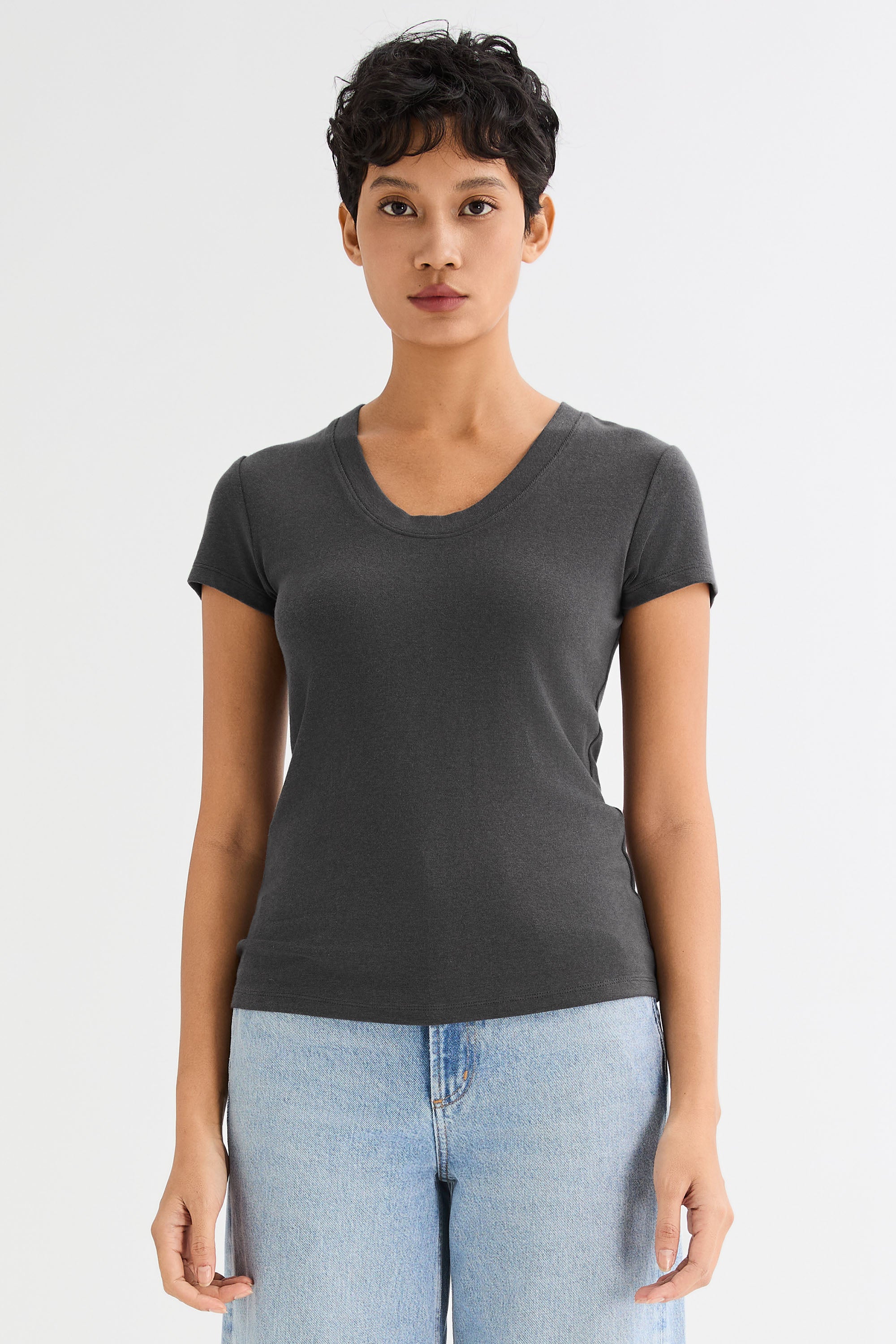 orolay Slim-Fit Crew Neck Stretch Knit T-Shirt #color_black