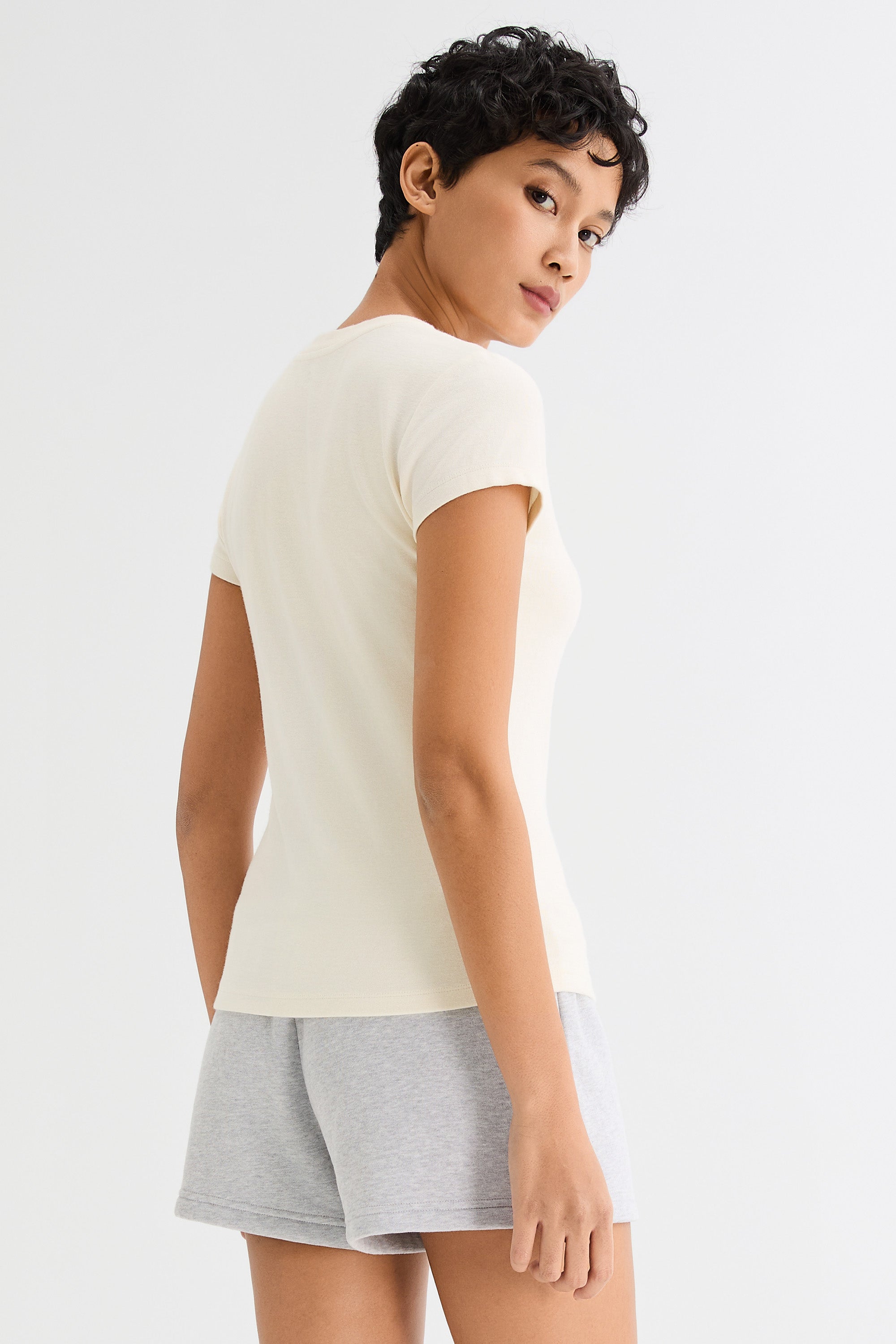 orolay Slim-Fit Crew Neck Stretch Knit T-Shirt #color_soft white